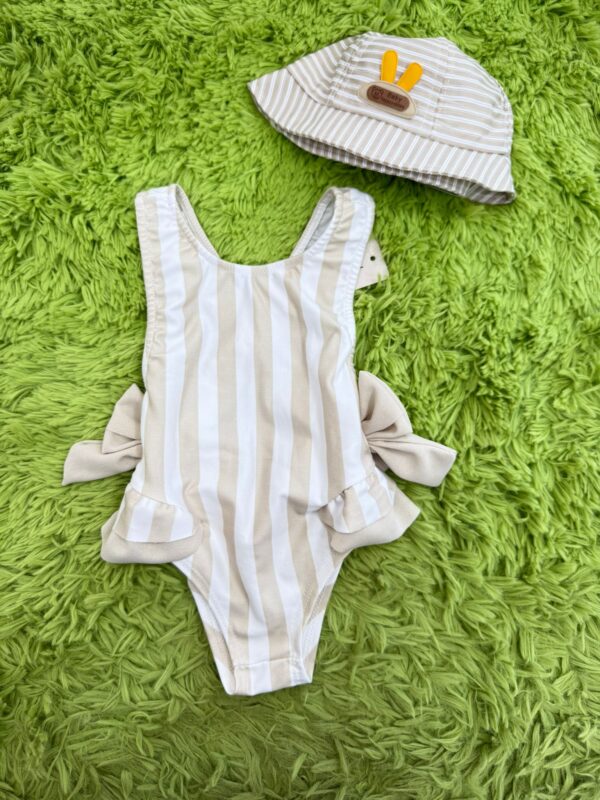 COSTUME A STRISCE CON DOPPIO FIOCCO SUL RETRO