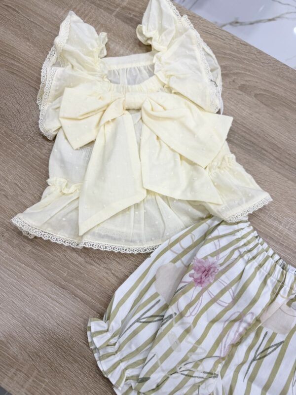 CAMICETTA CON FIOCCO SUL RETRO E PANTALONCINO BIMBA IN COTONE