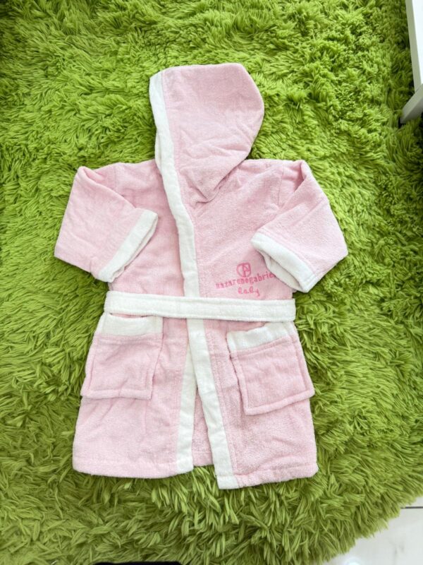 ACCAPPATOIO CON MANICHE PINK