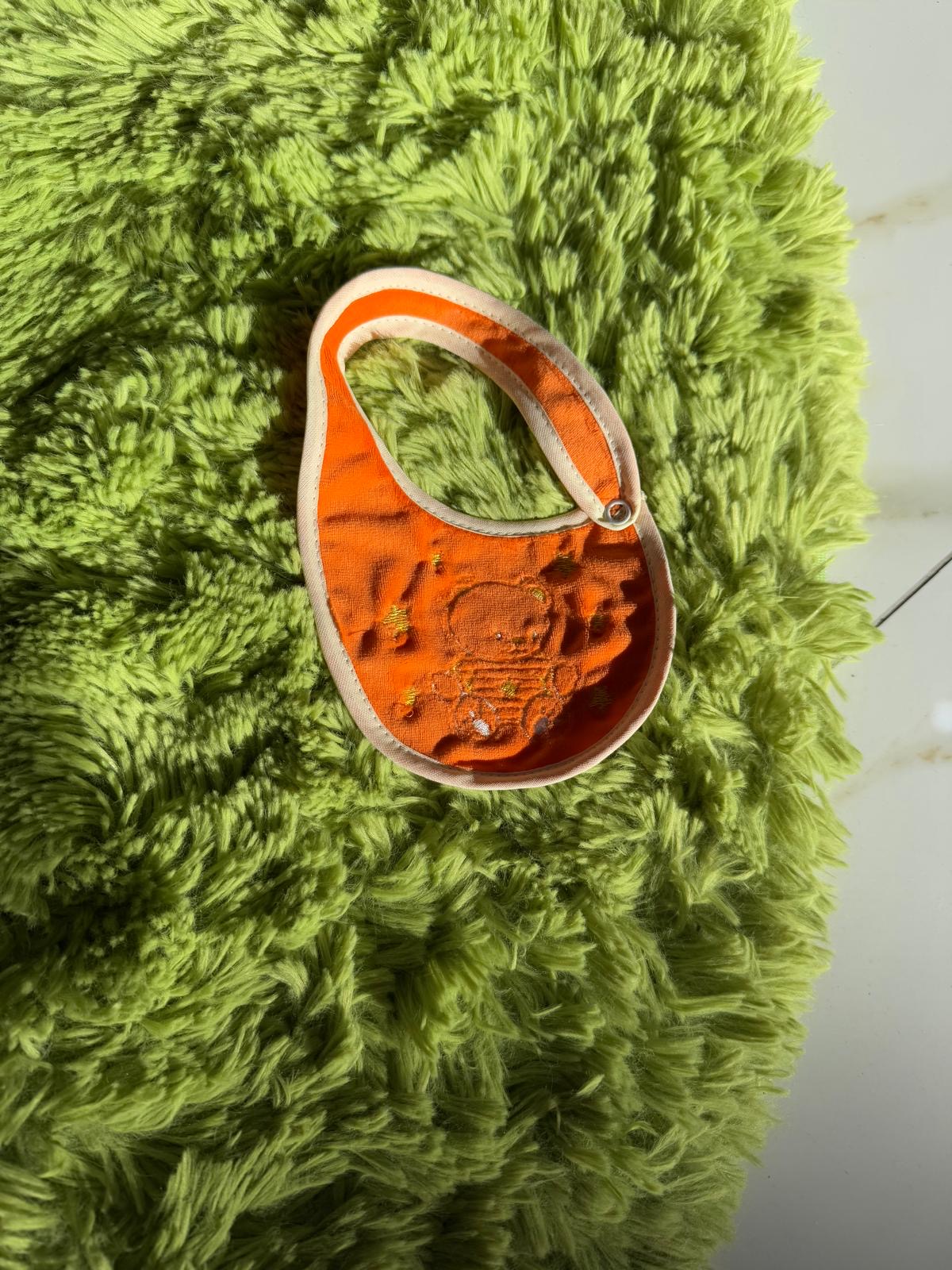 BAVETTA ARANCIONE CON CLIP