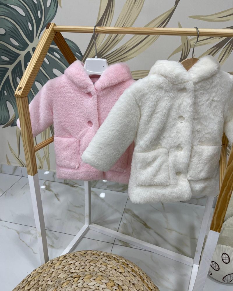 9a9c6d0d-a4b6-49f1-8b79-fa74bf389528